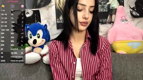 Snapshot of enasmelko chatting on November 6, 2025, 8:21 pm Amelia online show from November 6, 2025, 8:21 pm