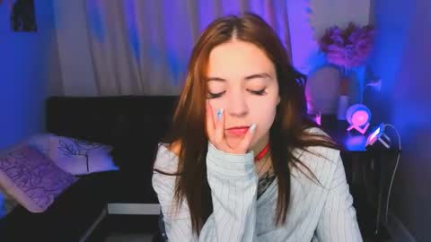 Snapshot of enchanted_bella chatting on November 12, 2025, 1:55 pm enchanted_bella online show from November 12, 2025, 1:55 pm