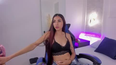 Valentina online show from May 20, 2026, 7:42 pm