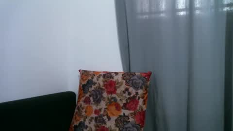 Snapshot of enchantedvee chatting on March 2, 2026, 7:15 am Vee online show from March 2, 2026, 7:15 am