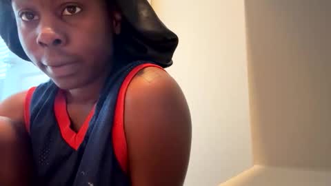 Snapshot of enchantressanon chatting on February 6, 2026, 10:24 pm Enchantress online show from February 6, 2026, 10:24 pm