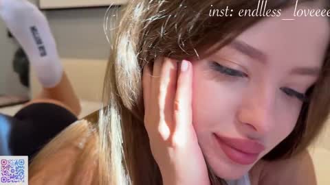 Mia online show from January 18, 2026, 12:03 am