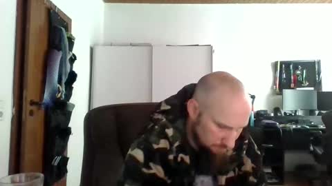 Snapshot of endslaved chatting on September 18, 2025, 8:49 am endslaved online show from September 18, 2025, 8:49 am
