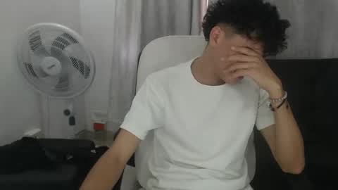 Bunny  online show from January 12, 2026, 5:07 pm