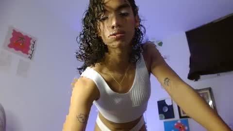 Snapshot of engel20042001 chatting on October 13, 2025, 12:38 pm engel20042001 online show from October 13, 2025, 12:38 pm