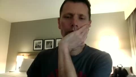 Snapshot of englishguy183 chatting on March 3, 2026, 11:21 pm EnglishGuy183 online show from March 3, 2026, 11:21 pm