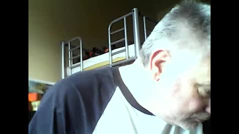 Snapshot of englishguysurrey chatting on October 2, 2025, 12:23 pm englishguysurrey online show from October 2, 2025, 12:23 pm