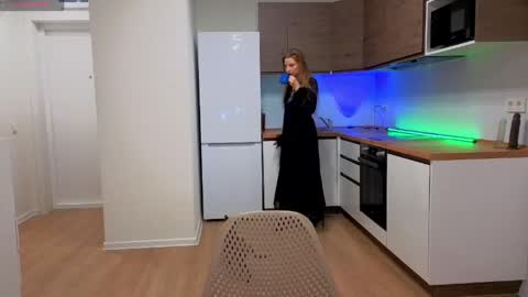 enjoyeverymoment_ online show from March 26, 2026, 3:01 am