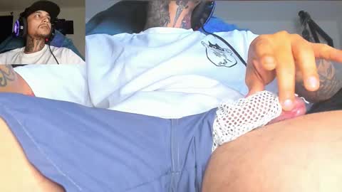 Snapshot of enjoymycock99 chatting on October 22, 2025, 4:02 am enjoymycock99 online show from October 22, 2025, 4:02 am