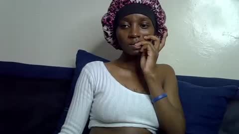 Snapshot of enkarxx chatting on March 22, 2026, 7:01 am enkarxx online show from March 22, 2026, 7:01 am