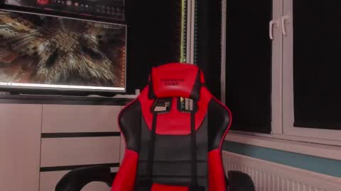 Enker online show from November 5, 2025, 2:28 pm