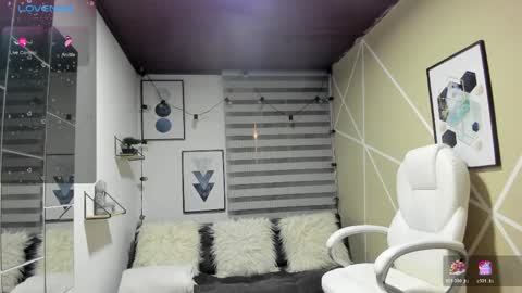 Enma clark online show from March 30, 2026, 3:29 am