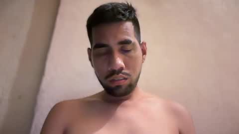 Enriquegc197 online show from February 16, 2025, 2:42 am