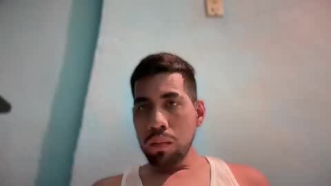 Enriquegc197 online show from February 19, 2025, 11:57 pm