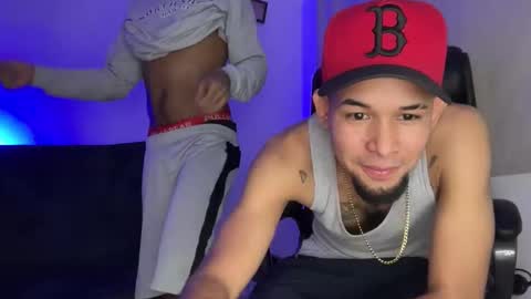 enyel_100 online show from January 15, 2026, 7:13 am