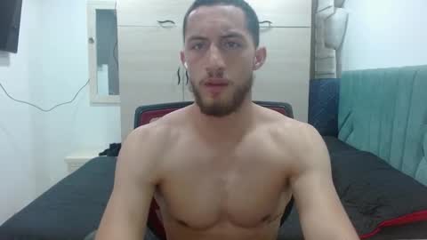 enzo_savage online show from November 20, 2025, 5:56 pm