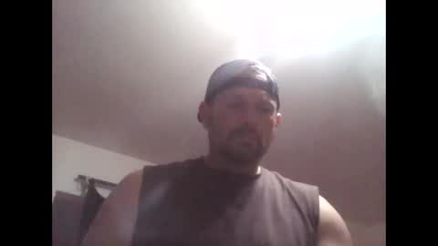 Snapshot of epictriggz chatting on March 29, 2026, 7:25 pm slutcouple online show from March 29, 2026, 7:25 pm