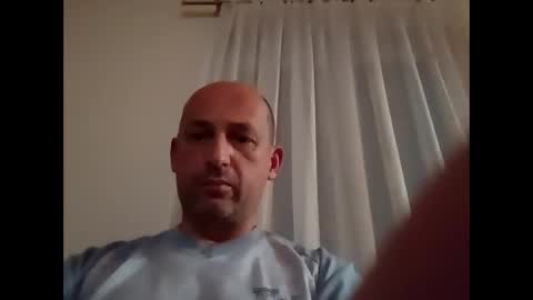 Snapshot of epu17 chatting on October 2, 2025, 5:42 pm epu17 online show from October 2, 2025, 5:42 pm