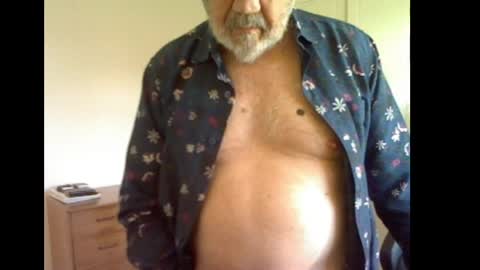 Snapshot of erasmus_d chatting on May 11, 2026, 5:43 pm erasmus_d online show from May 11, 2026, 5:43 pm