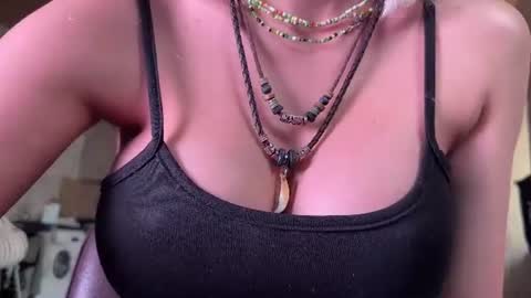 Alissa online show from July 12, 2026, 1:02 pm