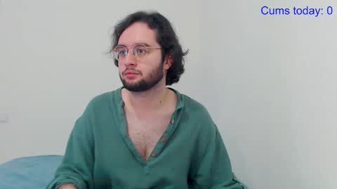 Snapshot of eren_jaeger2000 chatting on October 21, 2025, 1:28 am Eren online show from October 21, 2025, 1:28 am