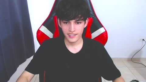 Snapshot of eren_tatakae chatting on December 2, 2024, 9:39 pm eren_tatakae online show from December 2, 2024, 9:39 pm