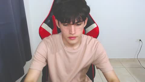 Snapshot of eren_tatakae chatting on December 9, 2024, 11:24 pm eren_tatakae online show from December 9, 2024, 11:24 pm