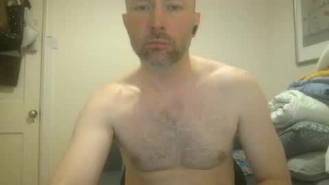 eric334418 online show from February 10, 2025, 2:26 pm