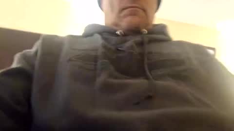 eric4698523103 online show from October 31, 2025, 6:53 pm