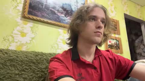 Snapshot of eric_blond chatting on September 30, 2025, 6:35 pm Eric online show from September 30, 2025, 6:35 pm