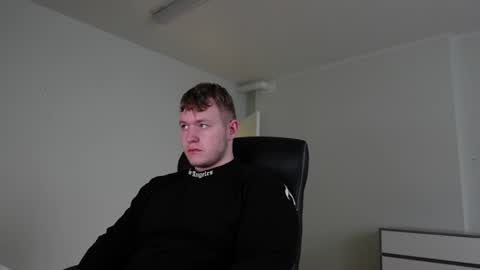    online show from October 27, 2025, 1:26 pm