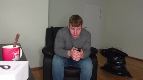    online show from November 4, 2025, 1:54 pm