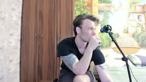 Eric online show from October 7, 2025, 6:32 am