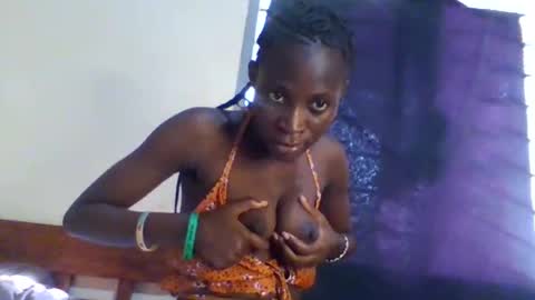 Erica online show from October 23, 2025, 1:21 pm