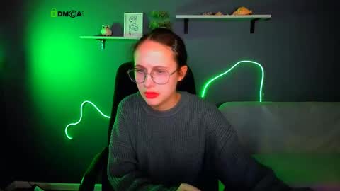 your dear Erica  online show from October 16, 2025, 7:59 pm