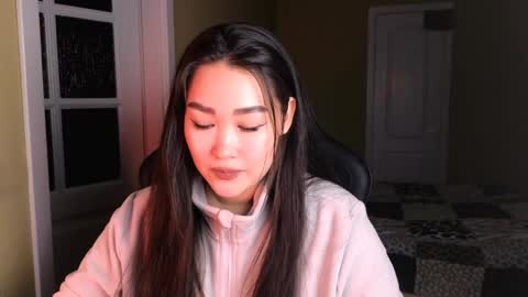 Snapshot of erica_wayne chatting on January 7, 2025, 2:41 pm Erica Wayne online show from January 7, 2025, 2:41 pm