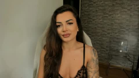 Snapshot of erica_xoo chatting on June 8, 2026, 5:08 am Riaaa online show from June 8, 2026, 5:08 am
