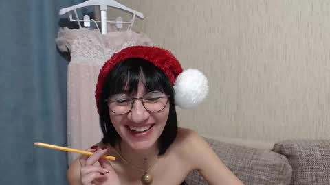 Snapshot of ericablack8 chatting on December 25, 2024, 9:11 pm ericablack8 online show from December 25, 2024, 9:11 pm