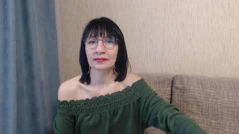 ericablack8 online show from April 9, 2026, 3:06 pm