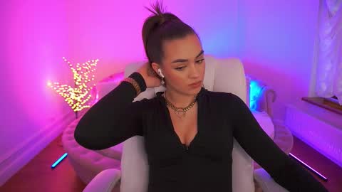 Snapshot of ericasin chatting on February 20, 2026, 2:06 pm Erica online show from February 20, 2026, 2:06 pm