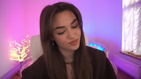 Erica online show from March 6, 2026, 2:02 pm