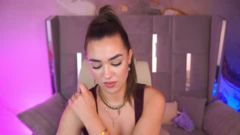 Erica online show from July 16, 2026, 4:35 pm