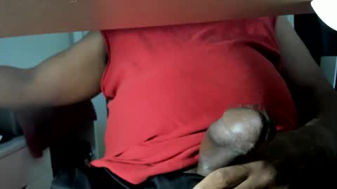 Snapshot of ericbishop1 chatting on October 10, 2025, 2:49 pm EricBishop1 online show from October 10, 2025, 2:49 pm