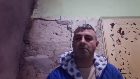 Snapshot of ericboy32 chatting on December 17, 2025, 3:40 pm eric online show from December 17, 2025, 3:40 pm