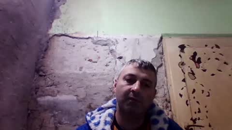 Snapshot of ericboy32 chatting on December 21, 2025, 11:01 pm eric online show from December 21, 2025, 11:01 pm