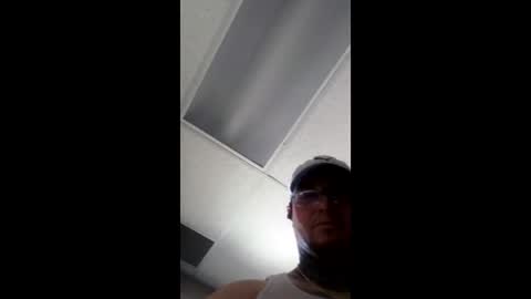 ericcopeland079 online show from April 27, 2026, 8:07 pm