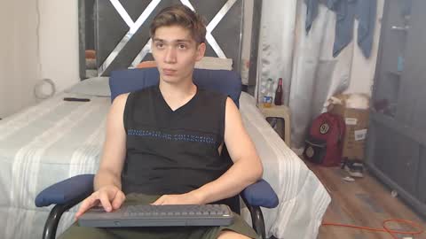 Snapshot of erick_de_rossee chatting on January 28, 2025, 1:50 am erick_de_rossee online show from January 28, 2025, 1:50 am