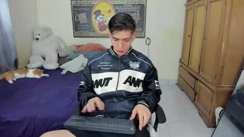 erick_de_rossee online show from January 9, 2026, 8:32 pm