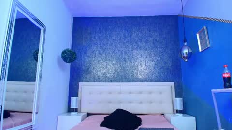 Snapshot of erick_zhimerman chatting on October 2, 2025, 2:51 am online show from October 2, 2025, 2:51 am