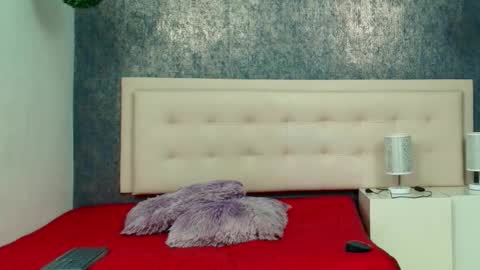 Snapshot of erick_zhimerman chatting on October 10, 2025, 4:22 am online show from October 10, 2025, 4:22 am